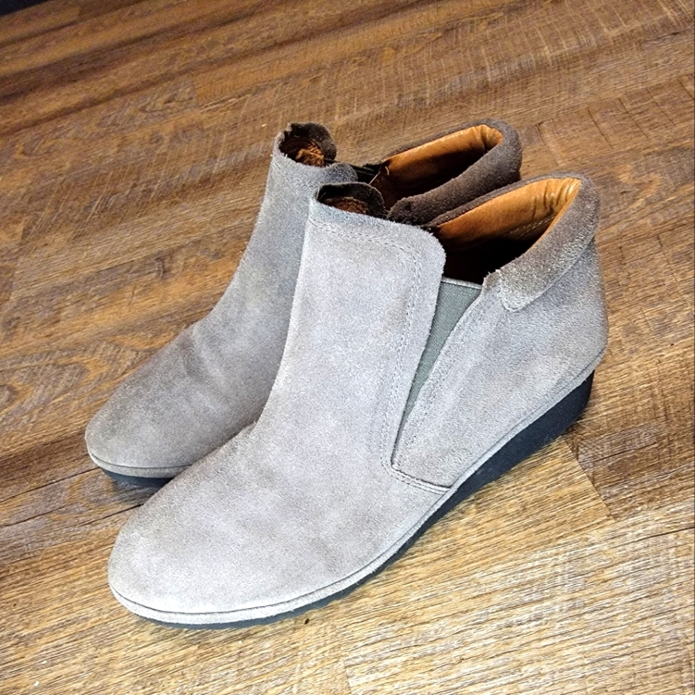 Womens Size 8 Kenneth Cole Wedge Booties
